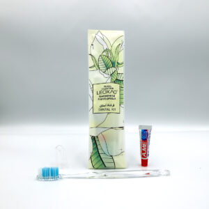 طقم أسنان ليكساو الأخضر مع معجون أسنان 6 جرام
