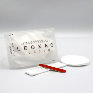 طقم ادوات تجميل ليكساو الأبيض